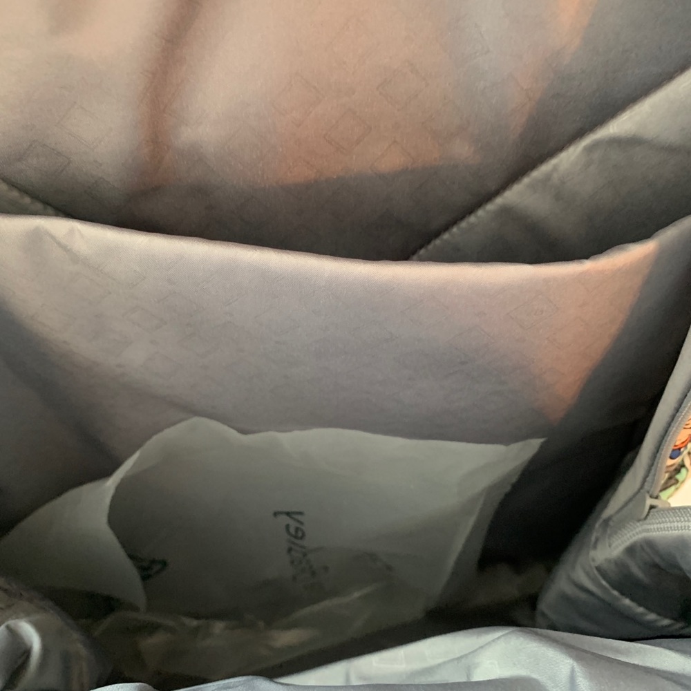 Vera Bradley Essential Backpack and Lunch Bunch - Picture 5 of 8